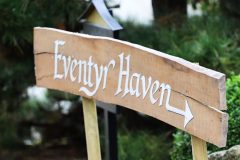 Eventyr-dukker-eventyrhaven-birkegaardens-haver-okt-24-abw-6-scaled