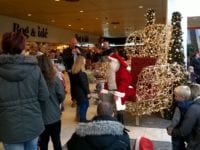 Julemanden tager imod i Vestsjælland Centeret. Foto: J.Hallig.