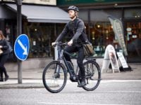 Flere og flere slagelseanere køber elcykler. Især mænd er nu også hoppet med på bølgen, og fra 2015 til 2016 er salget hos Fri BikeShop steget 26 procent. Foto: PR