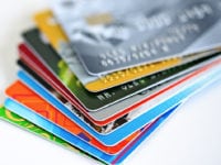 Grænse for kontaktløse Dankort betalinger uden PIN-kode hæves