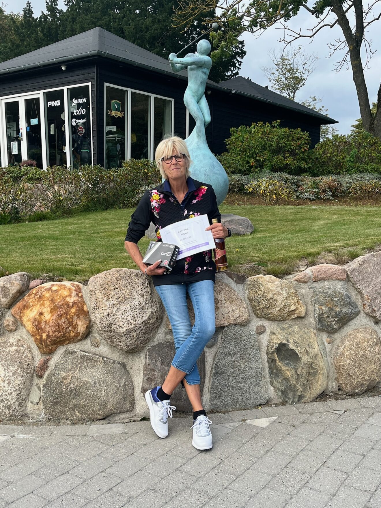 Tillykke, Lone!