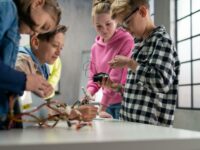 Makerspaces skal styrke børn og unges teknologiforståelse og digitale dannelse