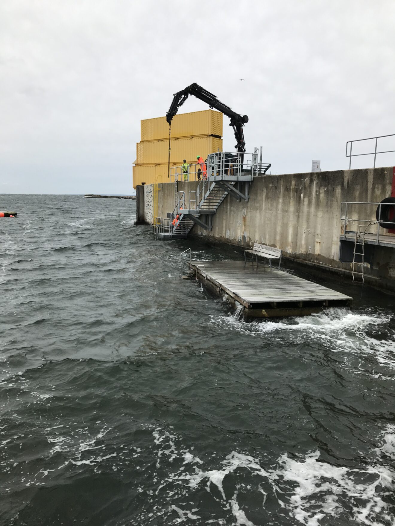 Ny trappe på Halsskov Færgehavn giver øget sikkerhed