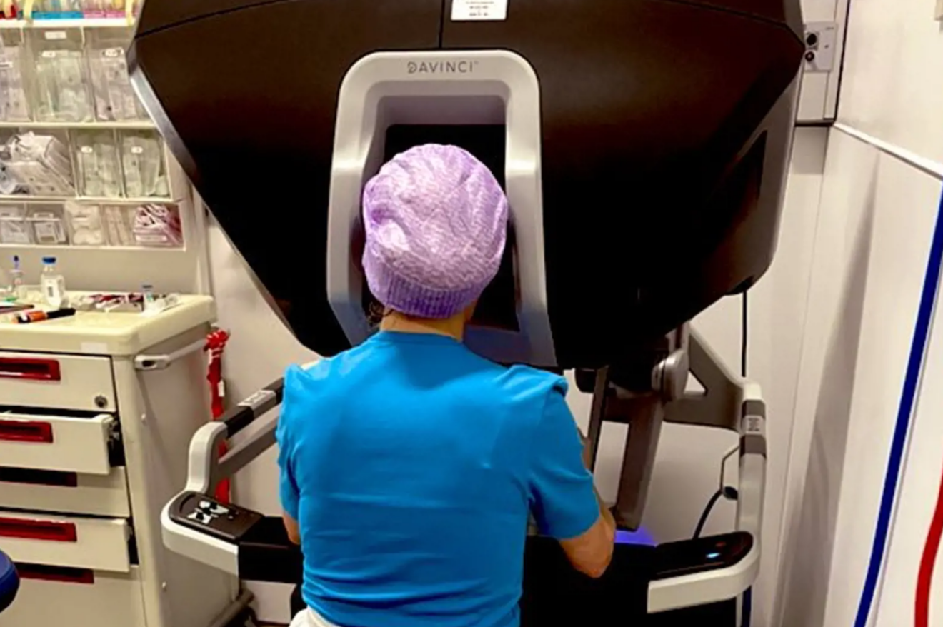 Sjællands Universitetshospital fejrer 4000 robotoperationer